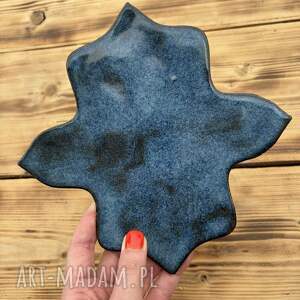 Granatowe kafle ceramiczne handmade 20x20 cm - nieregularne