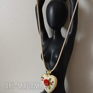 Ręcznie haftowany wisior DLA LUKRECJI, haft brazylijski