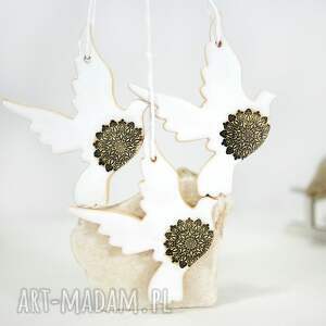 handmade pomysły na prezenty pod choinkę 3 ceramiczne ptaszki choinkowe
