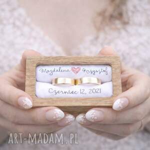 Pudełko na obrączki drewniane personalizowane dąb, minimalistyczne