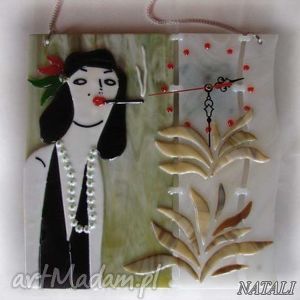 artystyczna kompozycja ze szkła - zegar dama z papierosem zegapy, dom