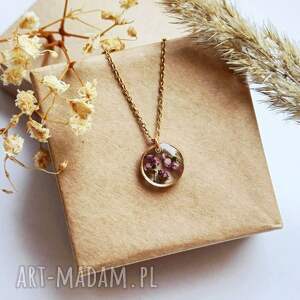 naszyjniki wisiorek z kwiatami tawuły, biżuteria boho, żywicy