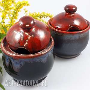 handmade ceramika cukiernice czerwone berety