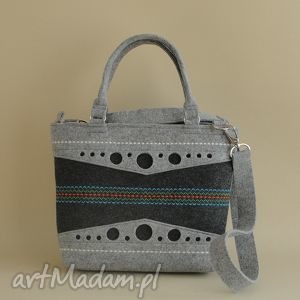 handmade na ramię torebka ażurowa z haftem