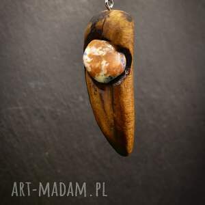 karneolowy orzech - wisiorek, orzech, karneol prezent niej