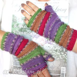 handmade rękawiczki gąsienniczki z fioletem