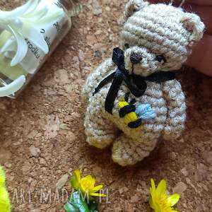 miś breloczek pszczółka, misie breloczki breloki