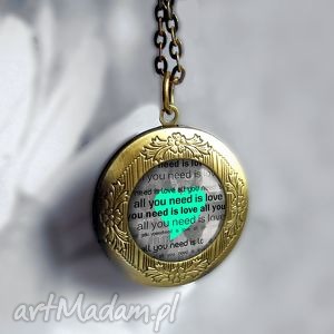 handmade naszyjniki all you need is love - medalion sekretnik