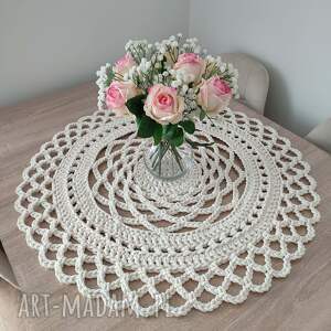 Serweta szydełkowa ozdobna ze sznurka 75cm