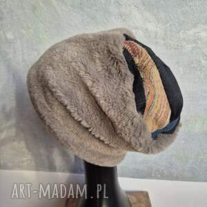 futrzana czapka szara gora patchworkowa na podszewce rozmiar uniwersalny
