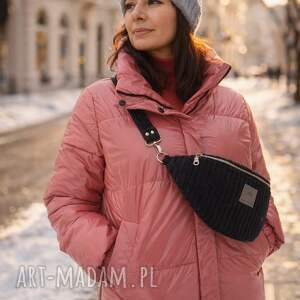 Sztruksowa nerka basic czarna, damska, saszetka na biodra