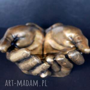 ręcznie wykonane dekoracje rzeźba z gipsu - złote dłonie