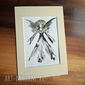Ręcznie malowana i złocona grafika „Anioł” w passe-partout 21x30 cm - elegancki prezent