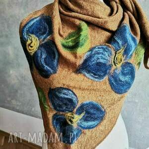 ruda w kwiaty, chusta, wełna, etno, boho, folk, frida