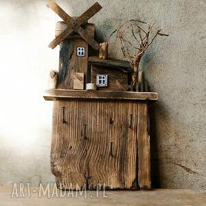 wieszak na klucze ze starego drewna - młynarzówka drewniane dodatki do domu
