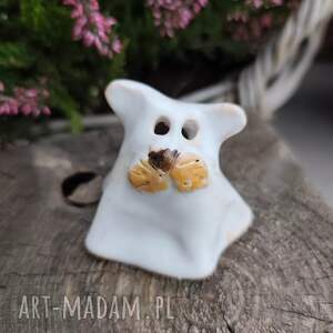Ceramiczny piesek-duch - dekoracja na Halloween