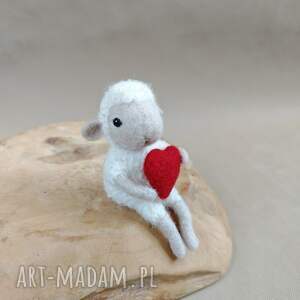 baranek z serduszkiem - Dekoracje
