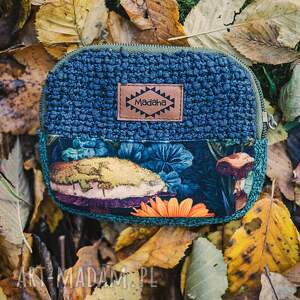 Mały portfelik patchwork z tkaniny z odzysku