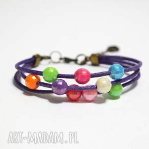 Fioletowa bransoletka z kolorowych sznurków i koralików handmade
