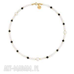 złoty naszyjnik z pereł naturalnych i onyksu, perły, ozdobny