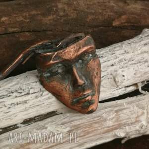 wisior maska wenecka art clay biżuteria miedziana