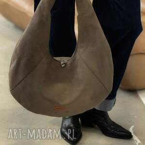 Torba HOBO OVAL w kolorze taupe z nubuku tapicerskiego, torebka worek