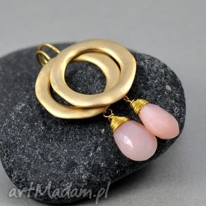 kolczyki złocone z różowym opalem