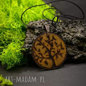 sztuka po godzinach drewniany wisiorek - ręcznie wypalany naszyjnik, zawieszka