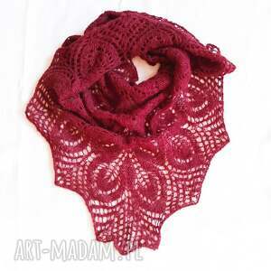 prezenty na święta Eleganska chusta w ażurowe liście robiona