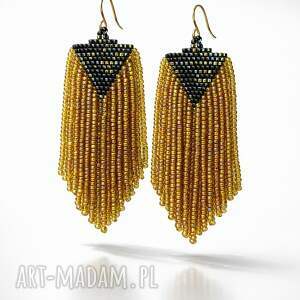 kolczyki krótkie zieleń metalizowana i złoto z fredzlami boho