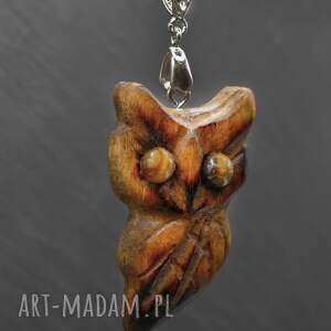 pomysł na świąteczny prezent Ręcznie rzeźbiony wisiorek - SOWA