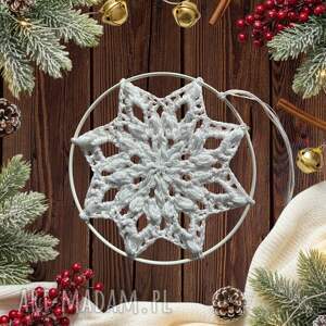 upominek święta Śnieżynka szydełkowa w obręczy - ręcznie robiona