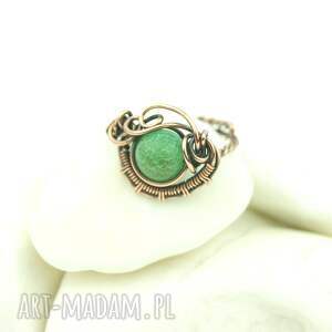 Agat trawiony regulowany pierścionek z miedzi, wire wrapping