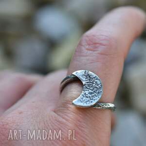 pierścień moon, lunula wiedźma, biżuteria z księżycem pierścionek