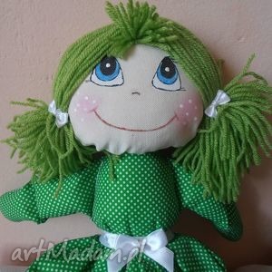 gabrysia w zielonej sukience, lalka maskotka przytulanka doll