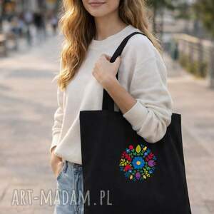 🌼 Torba z ręcznie haftowanym ludowym, kwiatowym ornamentem - czarna
