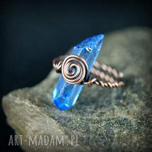 blue pearl art regulowany pierścionek z kwarcem tytanowym wire wrapping