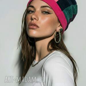 Czapka damska wiosenna na podszewce rozmiar uniwersalny