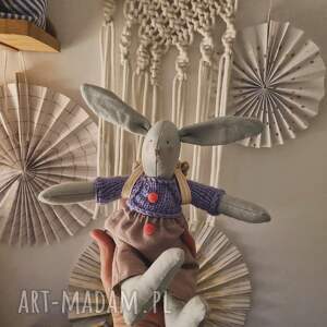 na święta prezenty Przytulanka 30cm w sweterku akcesoria, pamiątka