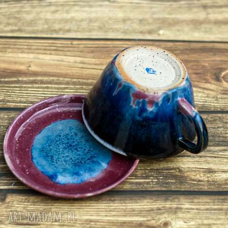 Ręcznie toczona filiżanka ceramiczna wrzosowo-niebieska 260 ml z talerzykiem
