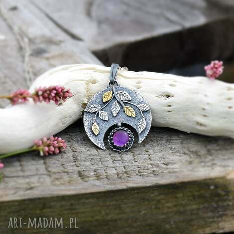 wyjątkowa lunula z listkami i ametystem, lunula z ametystem, talizman