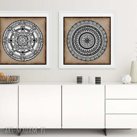 Zestaw 2 plakatów 50x50 cm - mandala w stylu folk (beż, biel i czerń)
