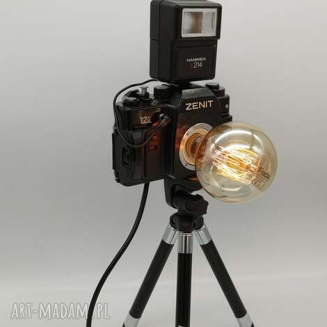Lampka retro z aparatu fotograficznego - prezent dla fotografa i fotografki | art-Madam.pl