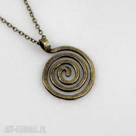Wężowy mosiężny wisior Caltha - minimalistyczny naszyjnik amulet słowiański OOAK