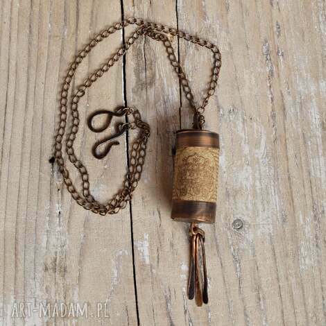 naszyjnik z kutej, oksydowanej miedzi i korka 2 biżuteria handmade