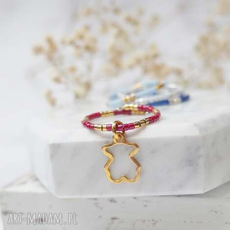 komplet czterech pierścionków z zawieszką złoty miś, delikatne pierścionki