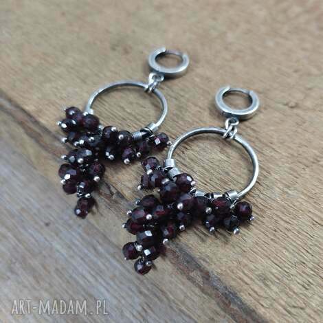 kolczyki - koła z granatem, granat, srebro 925, srebro oksydowane