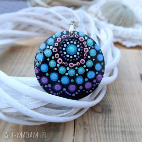 wisiorek purple dream - dot painting łańcuszku, prezent dla niej