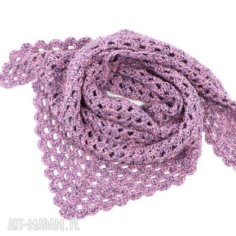 dwukolorowa chusta ilona ażurowa robiona ręcznie na szydełku