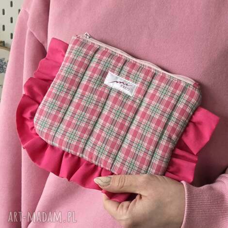 kosmetyczka w kratkę z falbanką saszetka styl nowoczesny, upcykling